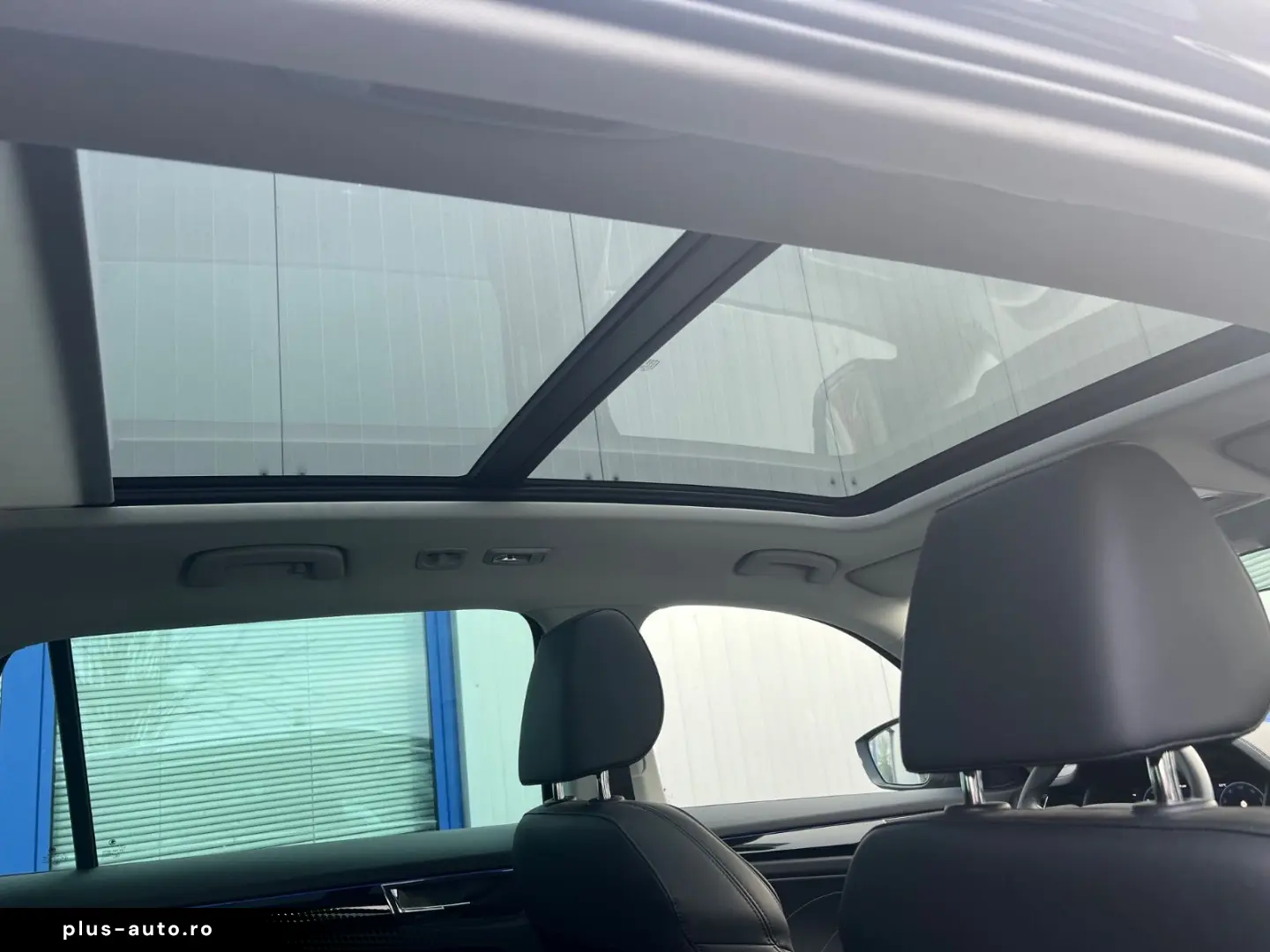 SKODA Kodiaq L&K 4x4PanoMatrix LederMemoryNavi 360