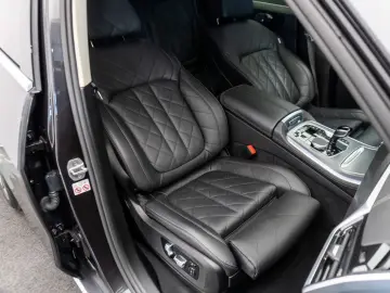 BMW X5 xDrive45e • 2022 • Plug-In Hybrid • 394 CP • xDrive •