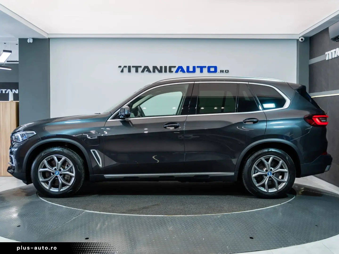 BMW X5 xDrive45e • 2022 • Plug-In Hybrid • 394 CP • xDrive •