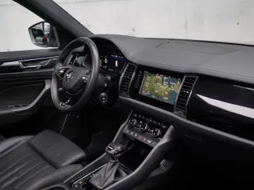 SKODA Kodiaq 2.0 TDI L&K   Matrix   Pano   360   SH SL