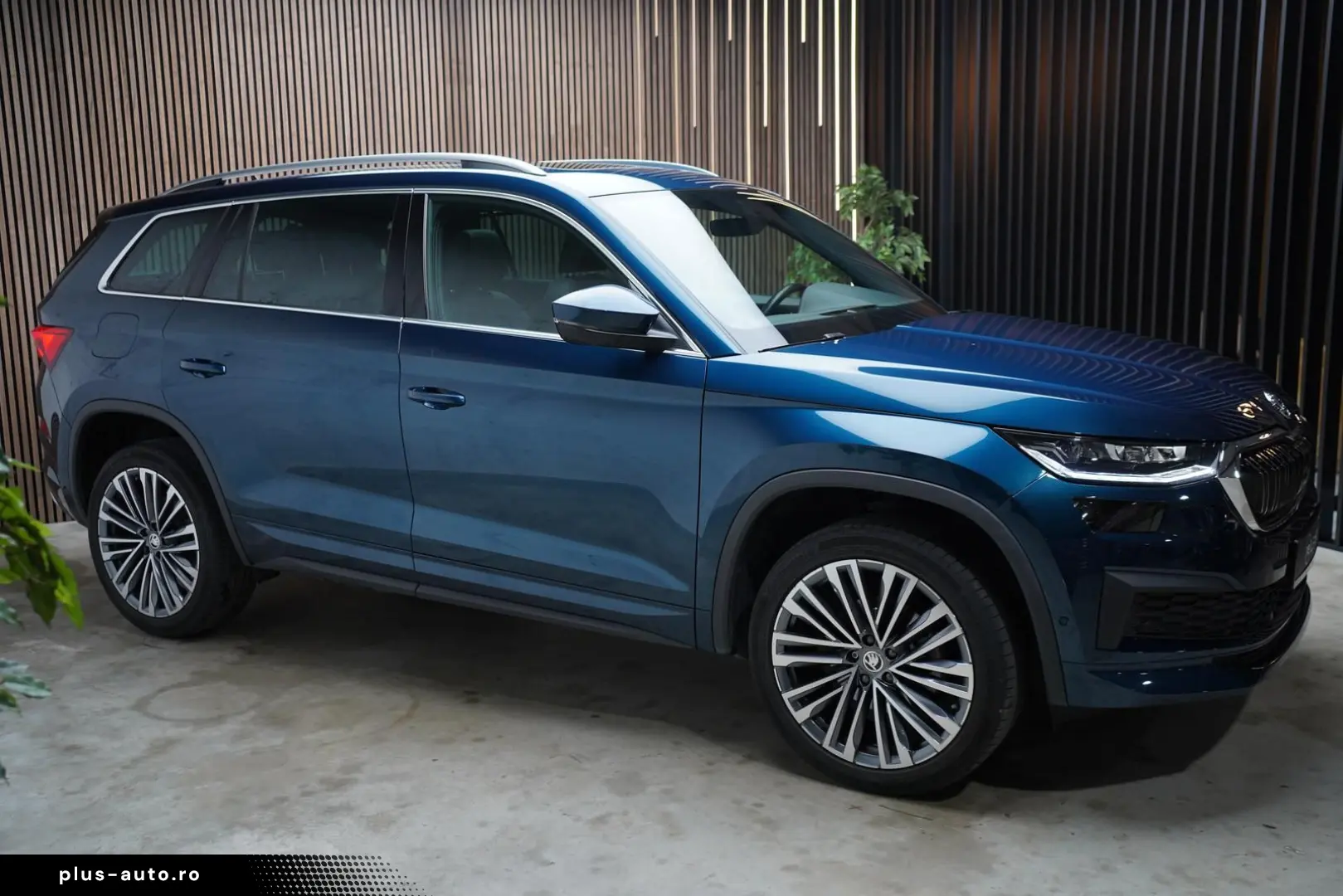SKODA Kodiaq 2.0 TDI L&K   Matrix   Pano   360   SH SL