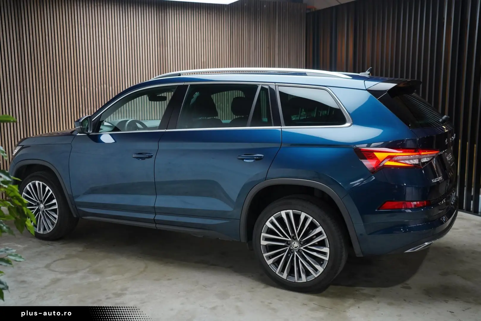 SKODA Kodiaq 2.0 TDI L&K   Matrix   Pano   360   SH SL