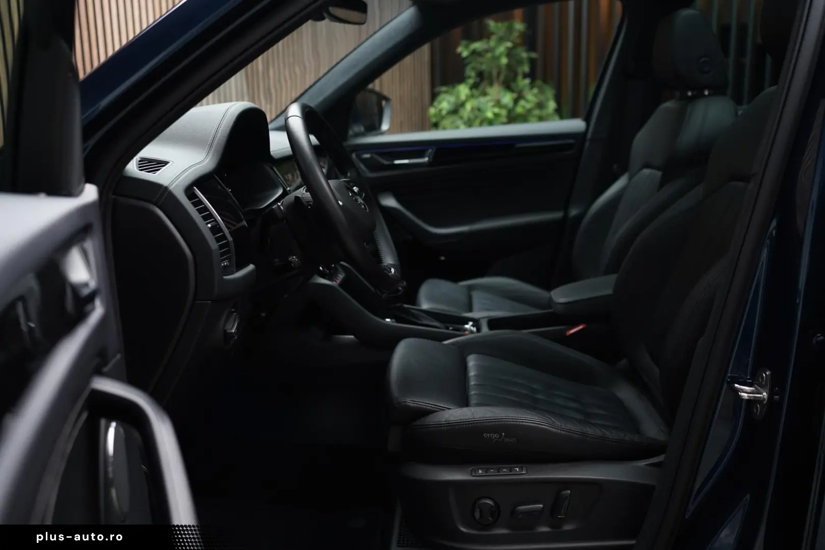 SKODA Kodiaq 2.0 TDI L&K   Matrix   Pano   360   SH SL