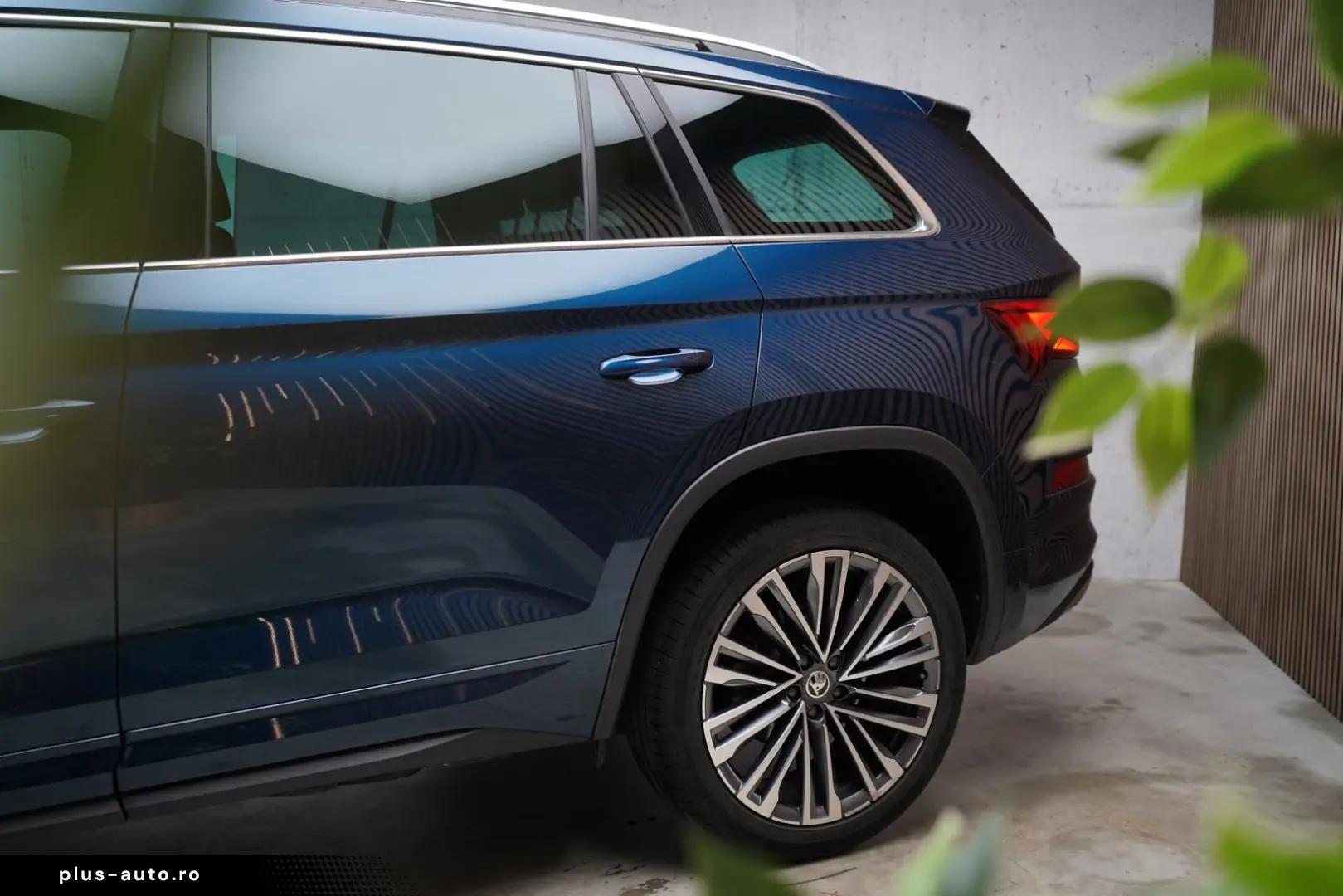 SKODA Kodiaq 2.0 TDI L&K   Matrix   Pano   360   SH SL