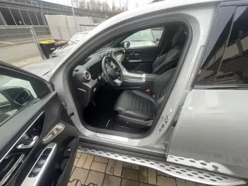 MERCEDES-BENZ GLC 300 d 4M AMG-PANO-DIST-HUD-AHK-360K-BUR-20