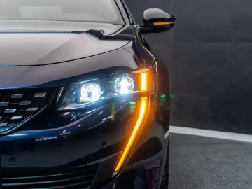 Peugeot 508 • GT • 1.6L • Hybrid • Automat • Rate Credit Lea