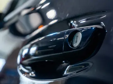 Peugeot 508 • GT • 1.6L • Hybrid • Automat • Rate Credit Lea