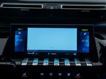 Peugeot 508 • GT • 1.6L • Hybrid • Automat • Rate Credit Lea