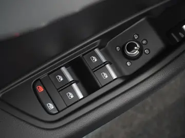 Audi A4 Facelift 2.0D Cutie Automata   Mild Hybrid   TVA Ded