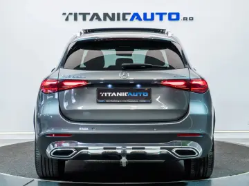 Mercedes-Benz GLC 300 e 4MATIC • 2.0 •  Off-Roader  • Benzin