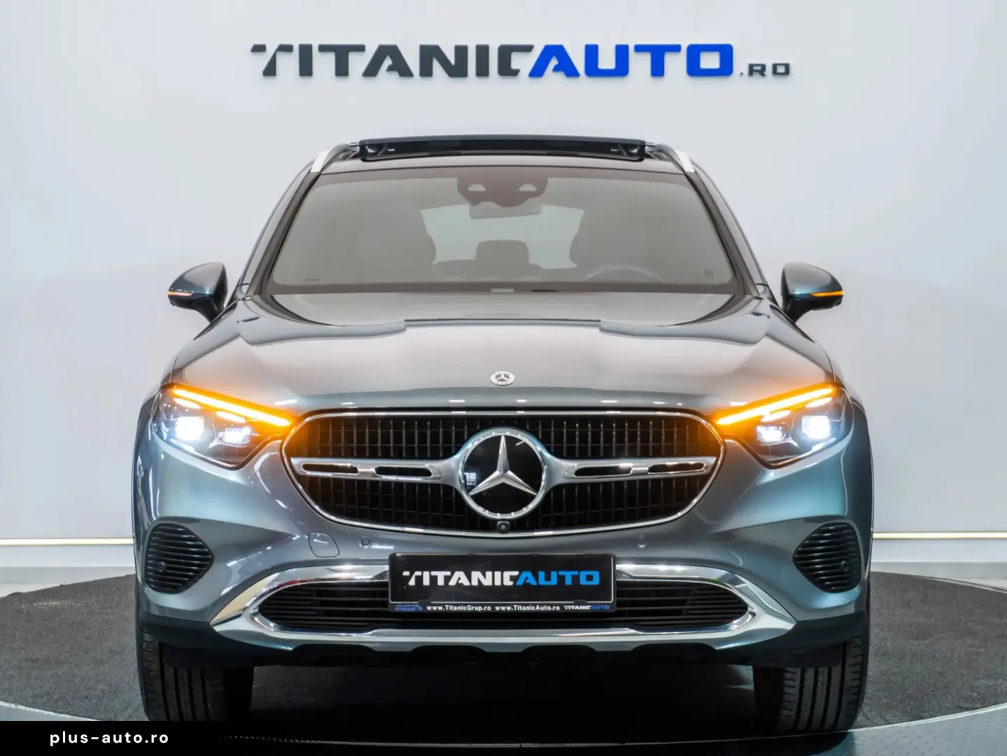 Mercedes-Benz GLC 300 e 4MATIC • 2.0 •  Off-Roader  • Benzin