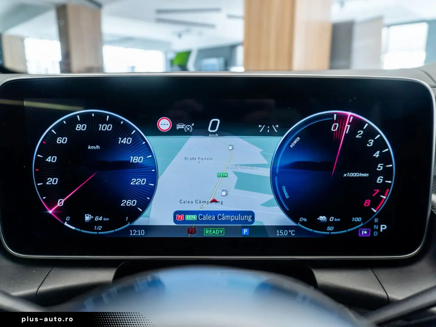 Mercedes-Benz GLC 300 e 4MATIC • 2.0 •  Off-Roader  • Benzin