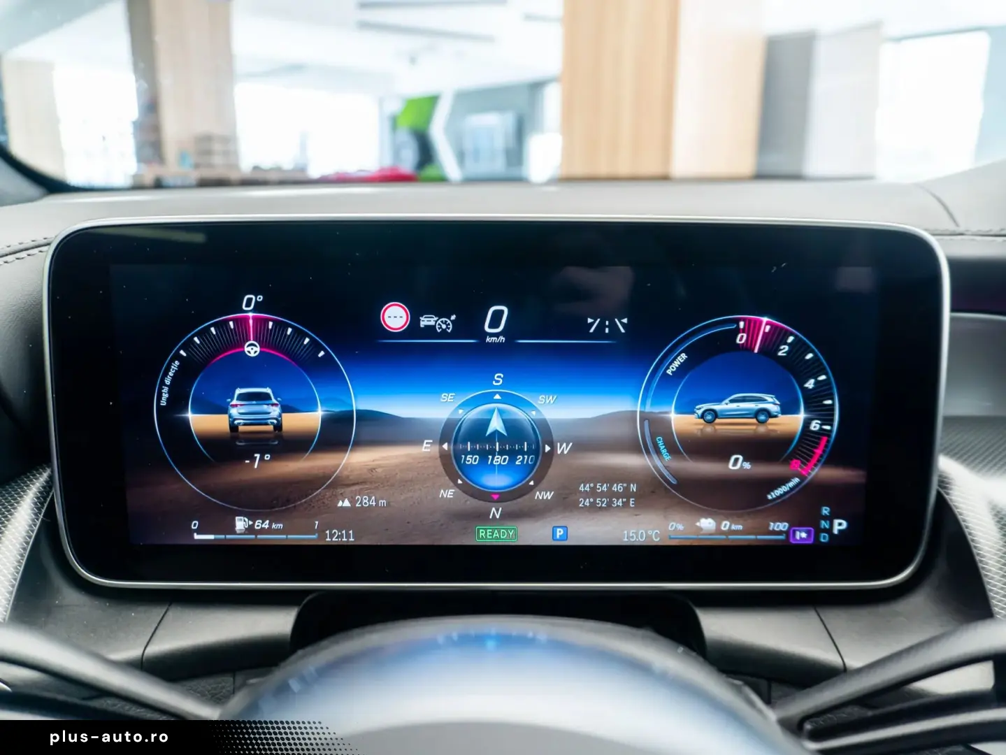 Mercedes-Benz GLC 300 e 4MATIC • 2.0 •  Off-Roader  • Benzin