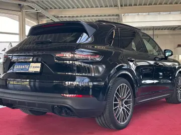 Porsche Cayenne Platinum Edition PANO BOSE