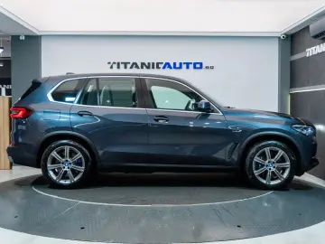 BMW X5 xDrive45e • 2022 • Plug-In Hybrid • 394 CP • xDrive •