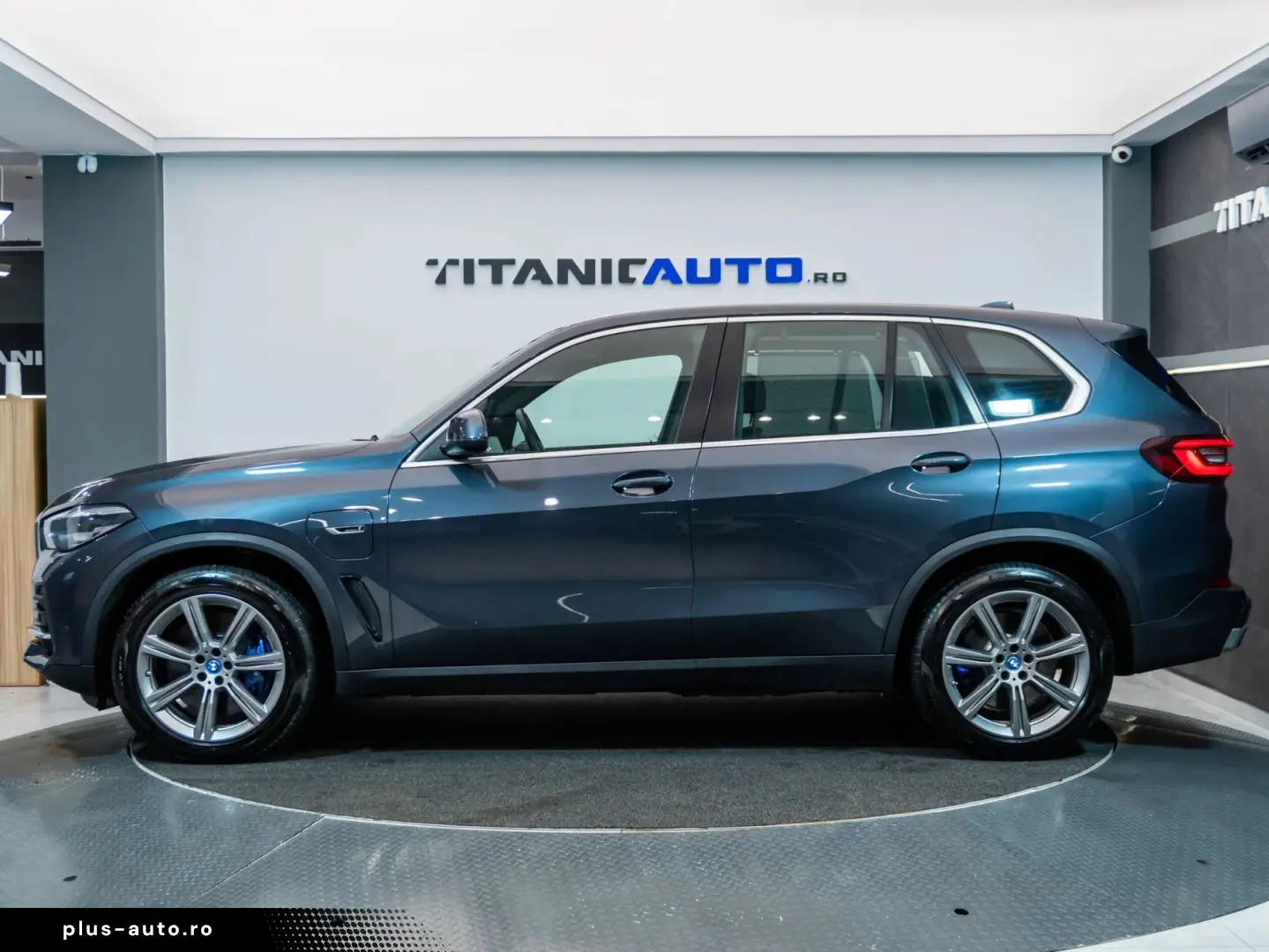BMW X5 xDrive45e • 2022 • Plug-In Hybrid • 394 CP • xDrive •