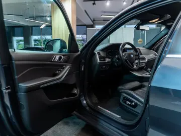 BMW X5 xDrive45e • 2022 • Plug-In Hybrid • 394 CP • xDrive •