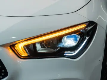 Mercedes-Benz CLA 250e AMG Line Full LED Trapa Leasing Rate