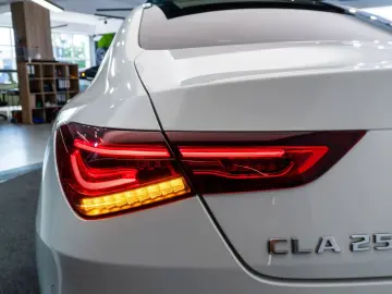 Mercedes-Benz CLA 250e AMG Line Full LED Trapa Leasing Rate