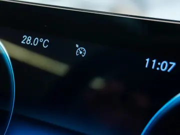 Mercedes-Benz CLA 250e AMG Line Full LED Trapa Leasing Rate