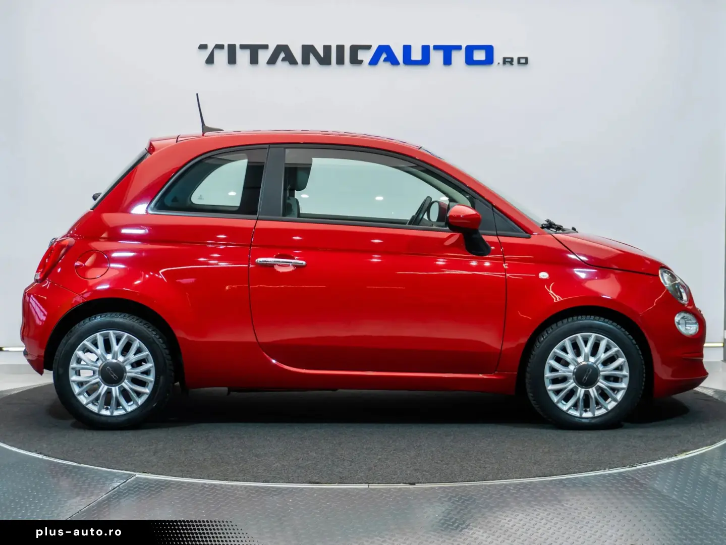 Fiat 500 • 0.9 TwinAir 80 CP • Automată • Bi-Xenon  • 2015