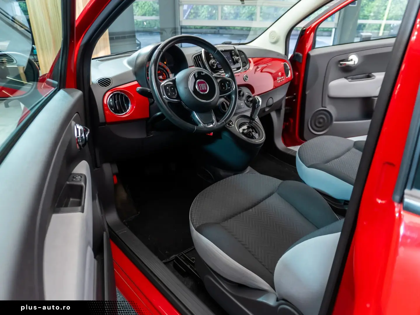 Fiat 500 • 0.9 TwinAir 80 CP • Automată • Bi-Xenon  • 2015