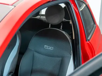 Fiat 500 • 0.9 TwinAir 80 CP • Automată • Bi-Xenon  • 2015