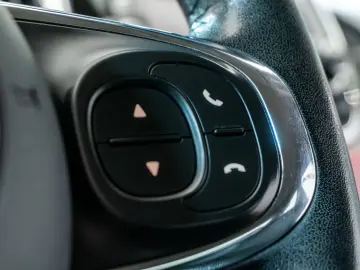 Fiat 500 • 0.9 TwinAir 80 CP • Automată • Bi-Xenon  • 2015