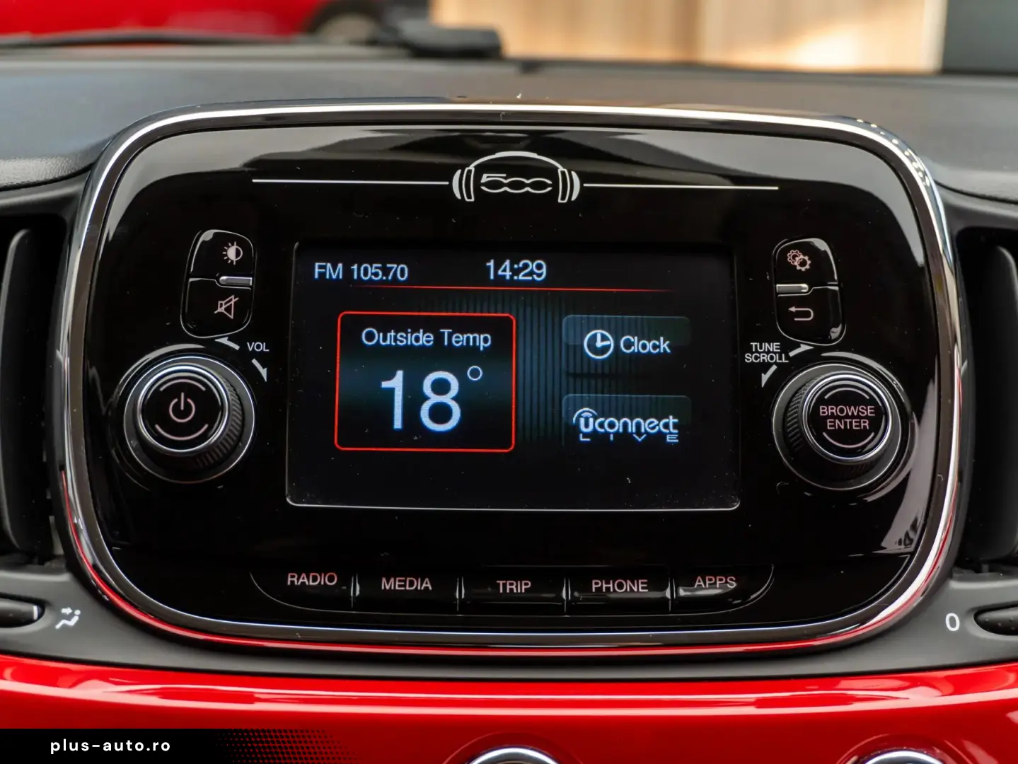 Fiat 500 • 0.9 TwinAir 80 CP • Automată • Bi-Xenon  • 2015