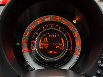 Fiat 500 • 0.9 TwinAir 80 CP • Automată • Bi-Xenon  • 2015