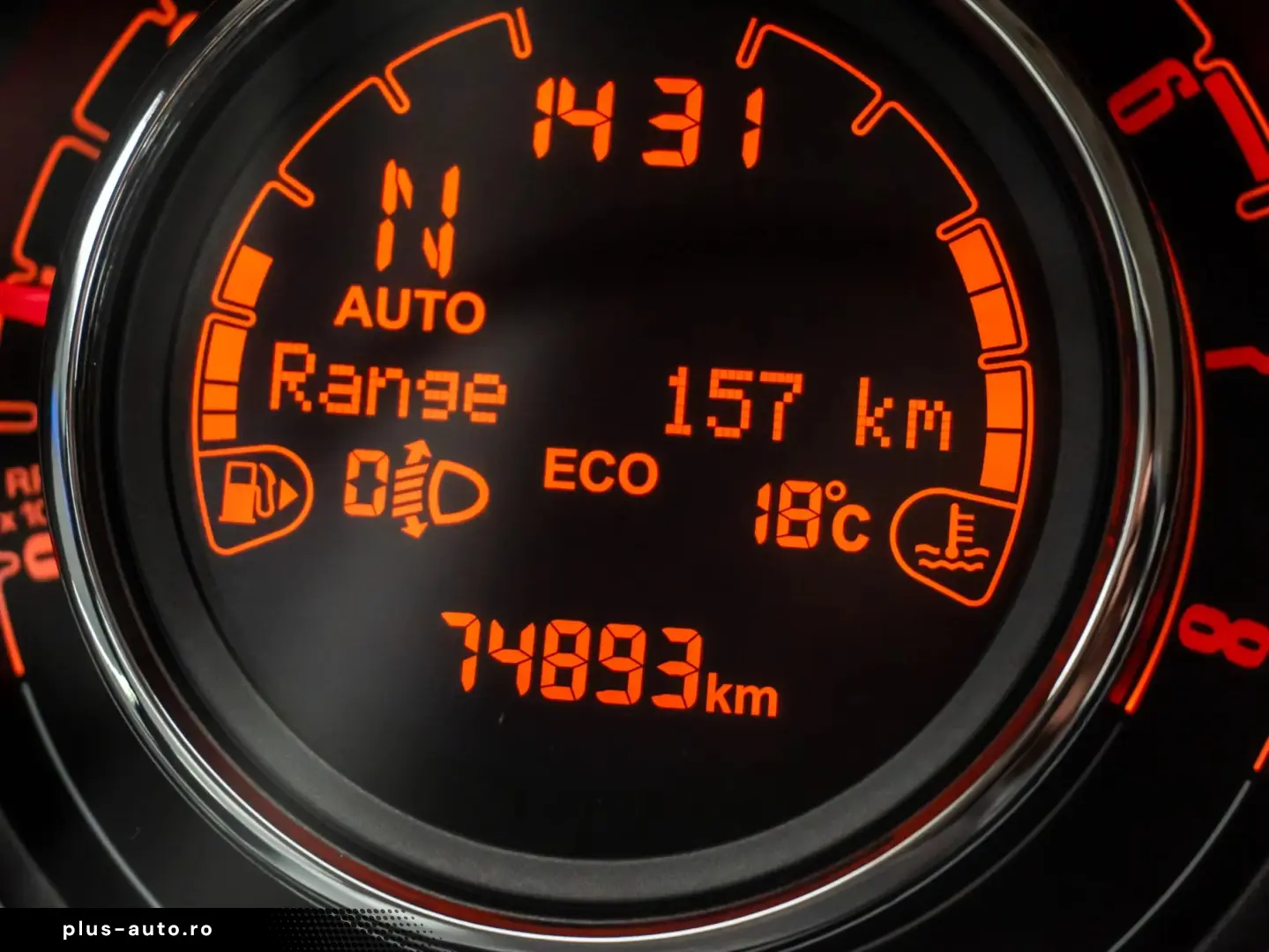 Fiat 500 • 0.9 TwinAir 80 CP • Automată • Bi-Xenon  • 2015