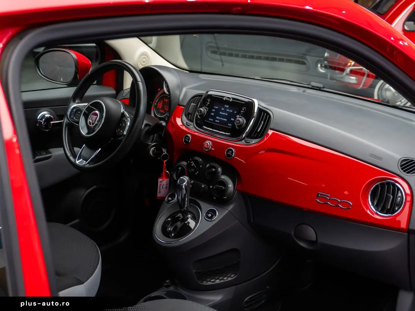 Fiat 500 • 0.9 TwinAir 80 CP • Automată • Bi-Xenon  • 2015