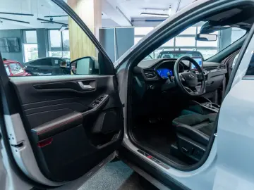 Ford Kuga PHEV ST-Line • Plug-In Hybrid • Automat • LED • Ke