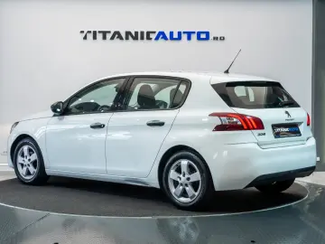 Peugeot 308 1.2 VTi Active Multimedia   AUX   Bluetooth   CD