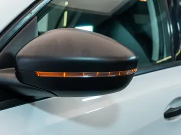 Peugeot 308 1.2 VTi Active Multimedia   AUX   Bluetooth   CD