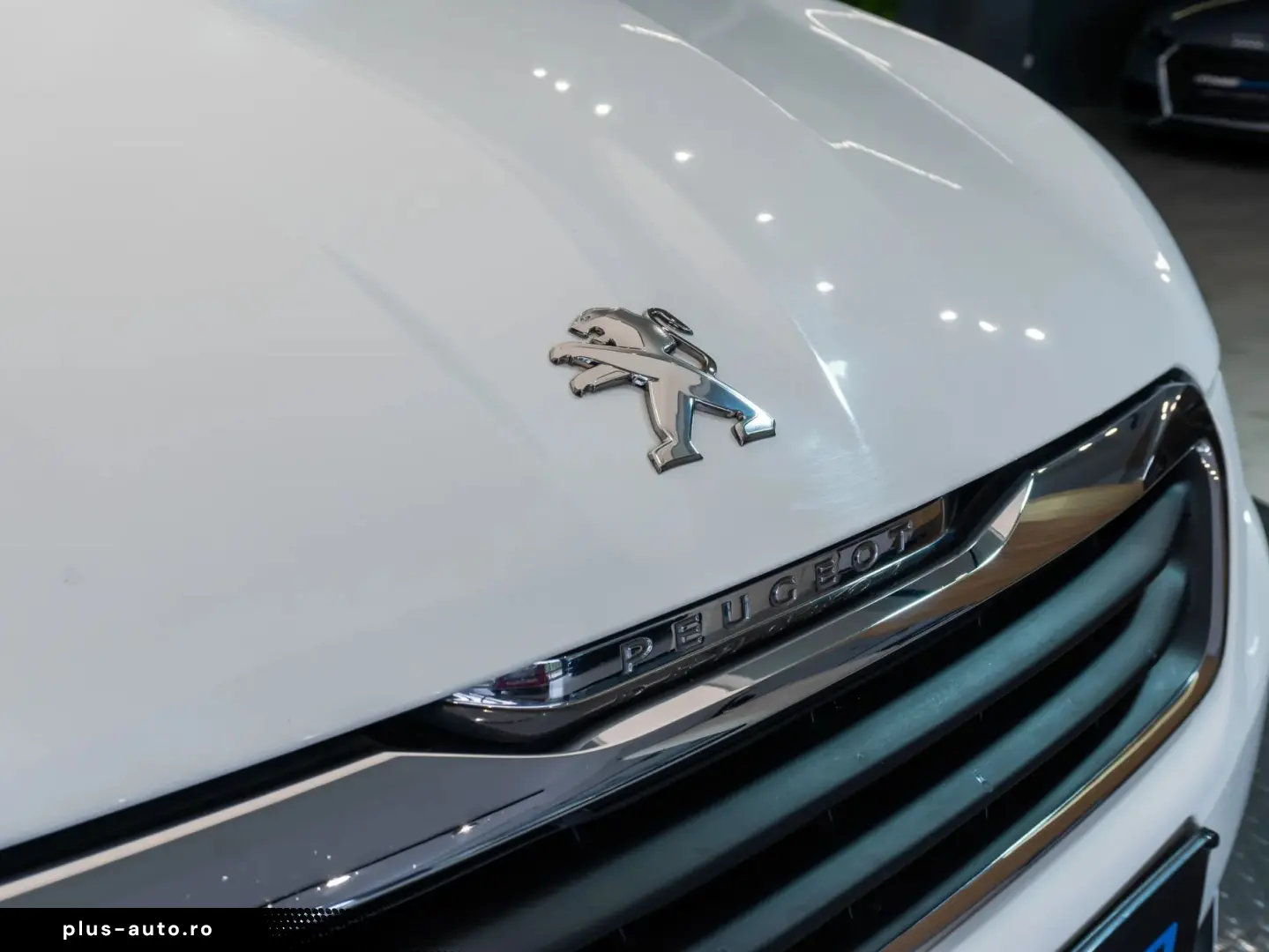 Peugeot 308 1.2 VTi Active Multimedia   AUX   Bluetooth   CD