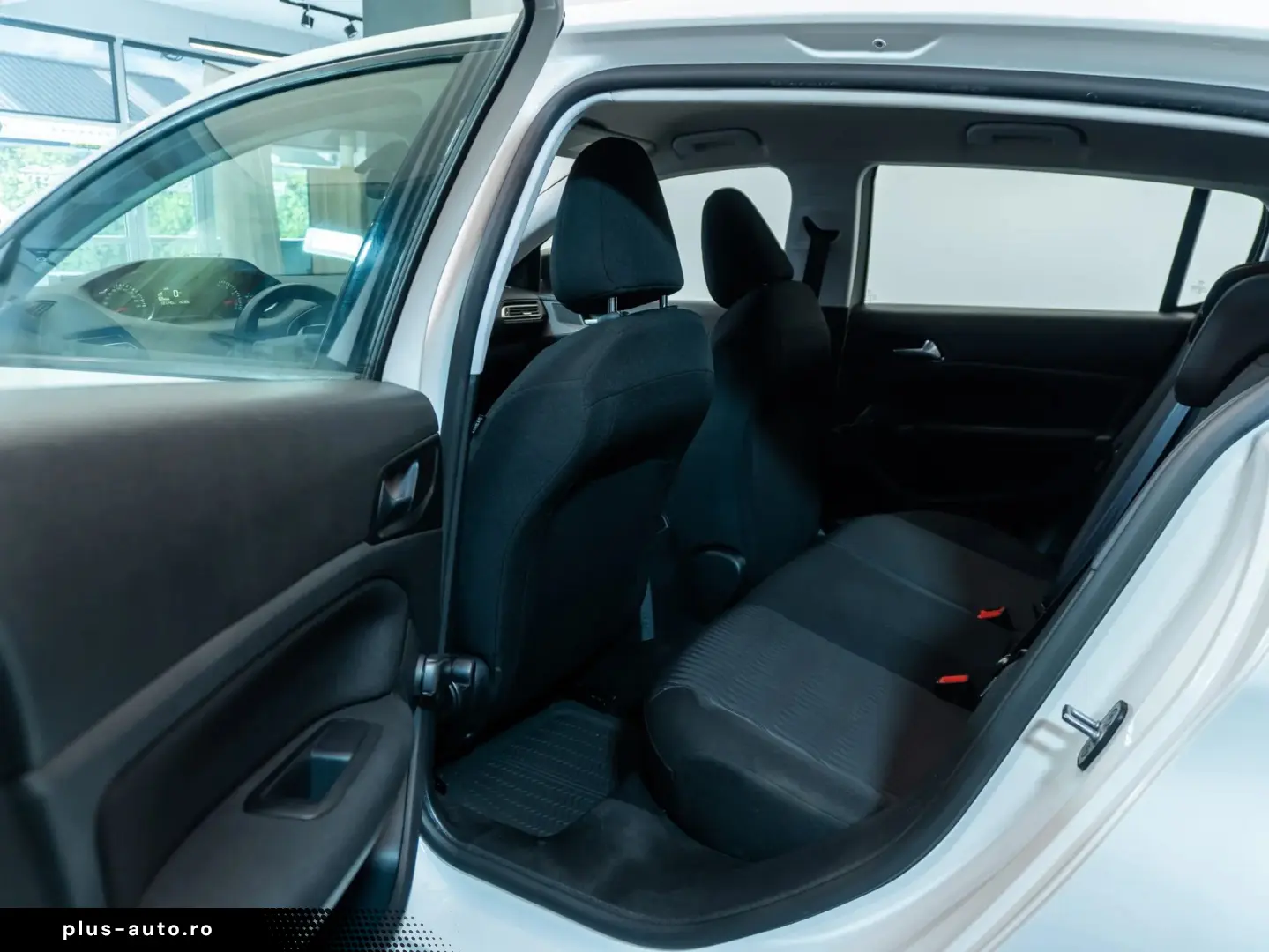 Peugeot 308 1.2 VTi Active Multimedia   AUX   Bluetooth   CD