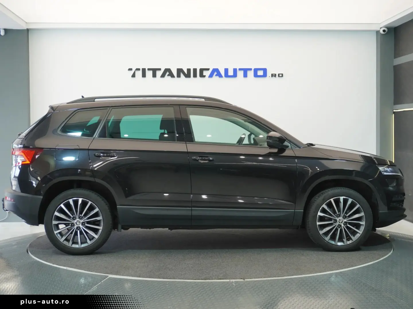 Skoda Karoq 1.6 TDI SCR DSG Style Rate Credit Leasing