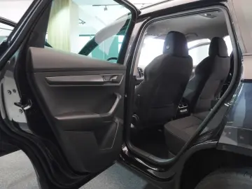 Skoda Karoq 1.6 TDI SCR DSG Style Rate Credit Leasing