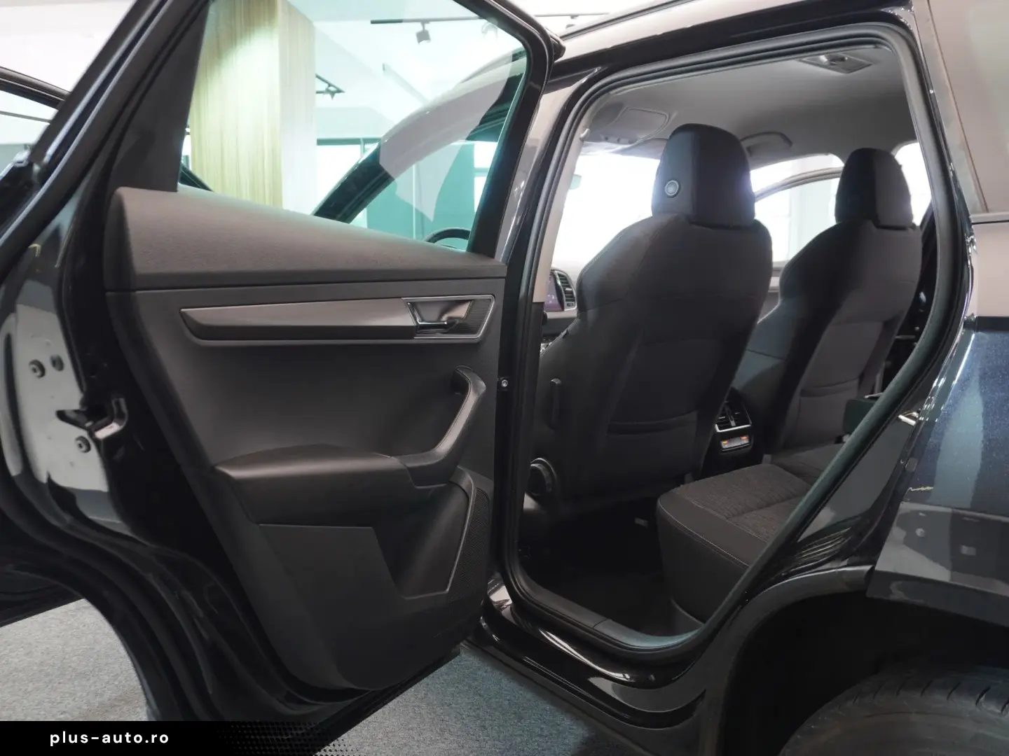 Skoda Karoq 1.6 TDI SCR DSG Style Rate Credit Leasing