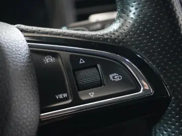 Skoda Karoq 1.6 TDI SCR DSG Style Rate Credit Leasing