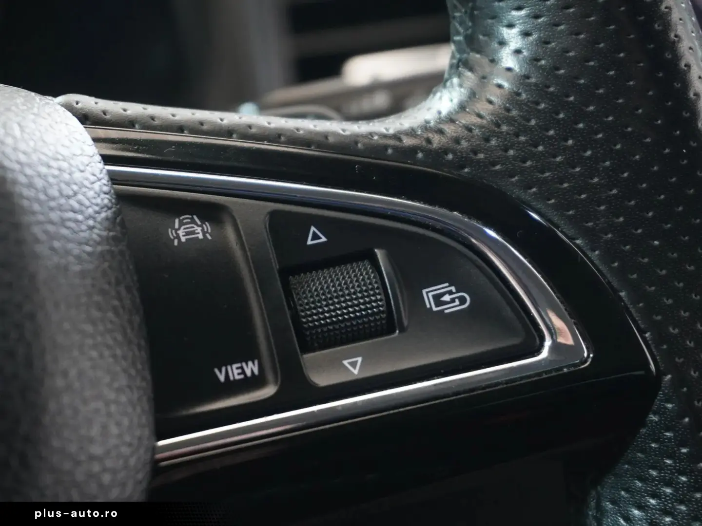 Skoda Karoq 1.6 TDI SCR DSG Style Rate Credit Leasing