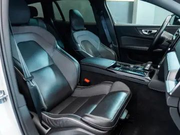 Volvo V60 T6 R-Design Hibrid Plug-In AWD RATE CREDIT LEASING