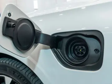 Volvo V60 T6 R-Design Hibrid Plug-In AWD RATE CREDIT LEASING