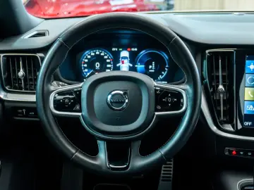 Volvo V60 T6 R-Design Hibrid Plug-In AWD RATE CREDIT LEASING