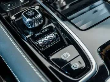 Volvo V60 T6 R-Design Hibrid Plug-In AWD RATE CREDIT LEASING