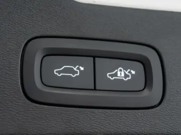 Volvo V60 T6 R-Design Hibrid Plug-In AWD RATE CREDIT LEASING