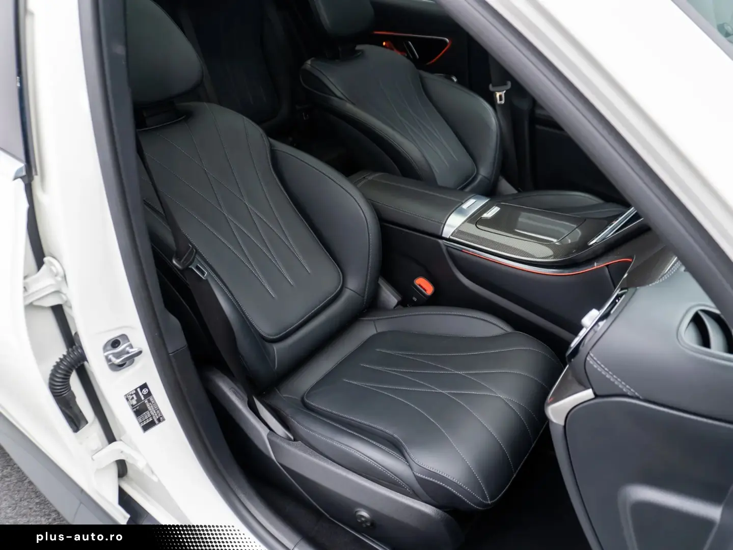 Mercedes-Benz GLC 220 d 4MATIC • 2.0 •  Off-Roader • AMG Lin