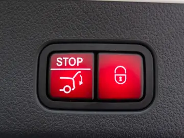 Mercedes-Benz GLC 220 d 4MATIC • 2.0 •  Off-Roader • AMG Lin