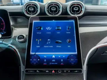 Mercedes-Benz GLC 220 d 4MATIC • 2.0 •  Off-Roader • AMG Lin